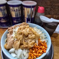 小ラーメン　辛い奴　黒アブラ　玉ねぎ　辛あげ