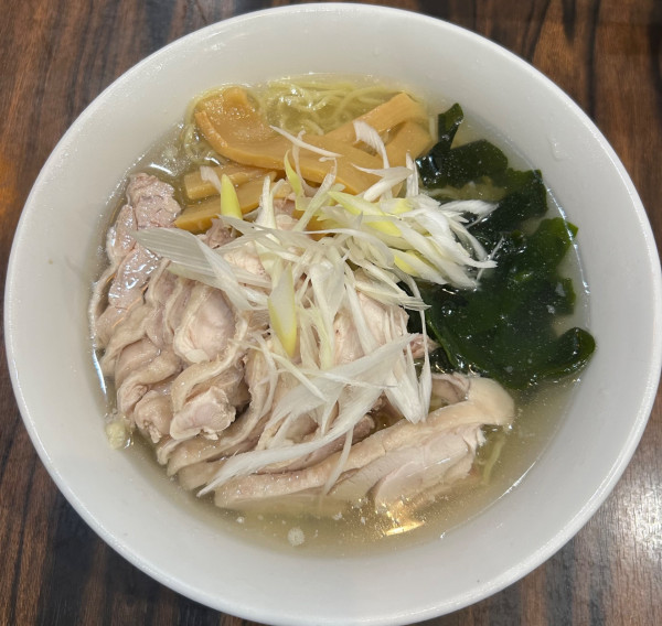 「夏限定 冷やし鶏そば ¥950」@元祖餃子舗 珉珉 錦糸町店の写真