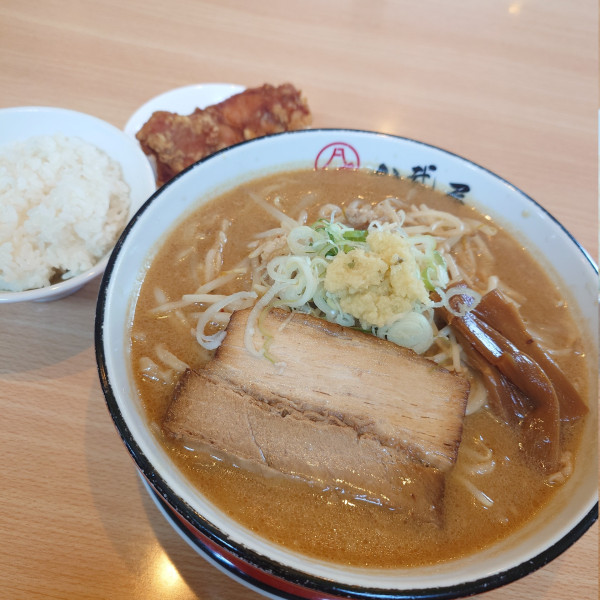 「生姜味噌ラーメン」@麺笑八武屋の写真