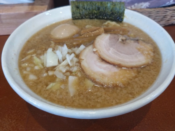 「背脂煮干ラーメン」@麺処いろ葉の写真