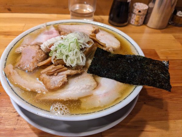 「チャーシュー麺」@there is ramenの写真