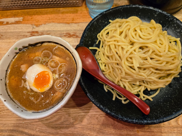 「醤油つけ麺大盛」@つけ麺道 たけしの写真