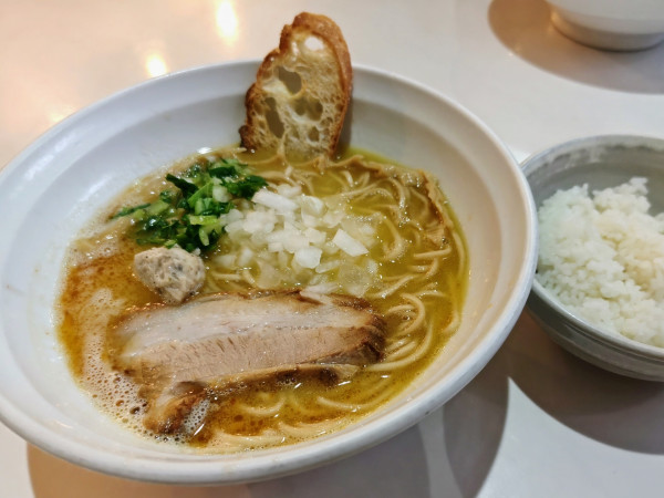「鶏そば（塩）1000円」@はりけんラーメンの写真