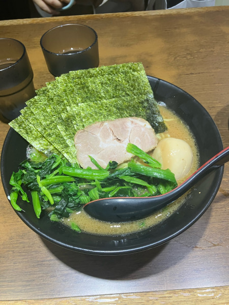 「ラーメン中盛」@麺家 黒の写真