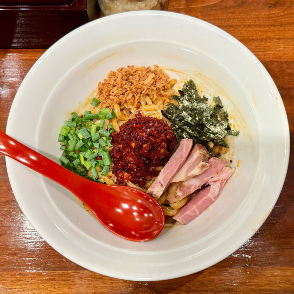 「カラみたまぜそば(麺少なめ)¥1,050」@長男、おともかずきの写真