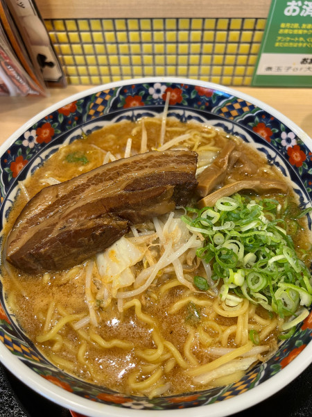 「角煮味噌ラーメン大盛り麺かた」@五穀みそらーめん 味噌屋蔵之介 所沢けやき台店の写真