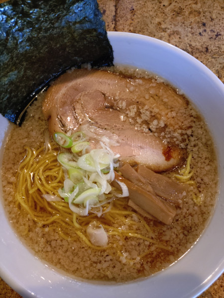 「中間醤油(背脂少々)950円」@きくちひろきの写真