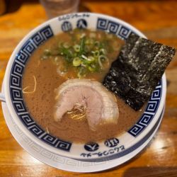 ラーメン(バリカタ)900円