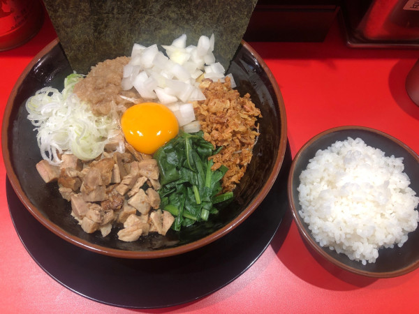 「まぜそば」@ラーメン 三楽家の写真