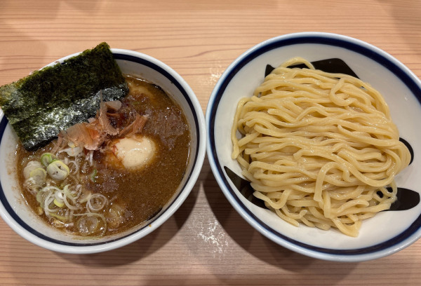 「濃厚魚介味玉つけ麺」@玉 渋谷メトロプラザ店の写真