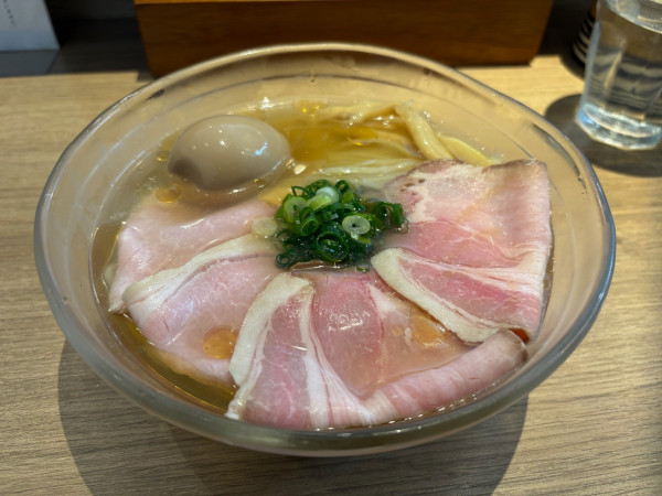 「冷やし塩そば」@中華そば 無限の写真