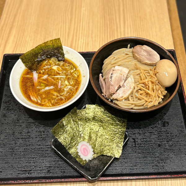 「創業つけ麺（並）＋味玉＋海苔」@舎鈴 東京サンケイビル店の写真