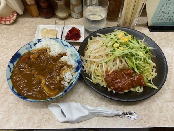 「半カレー・ジャージャー麺セット(コーヒーゼリー付)」@熊公の写真