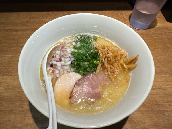 「真鯛と蛤の白湯そば」@ミタバラボの写真