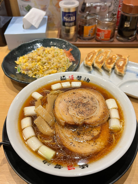 「炙り厚切り濃厚ブラック」@極旨醤油らーめん 一刻魁堂 各務原店の写真