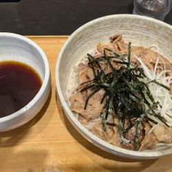 【期間限定】辛味肉つけそば、大盛肉増し
