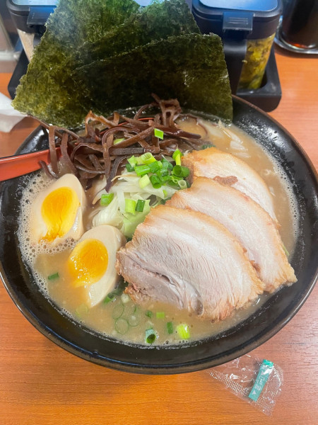 「特製翔己ラーメン」@ど豚こつ 翔己の写真