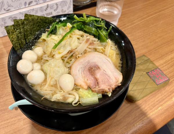 「野菜ラーメン＋うずら増し」@練馬商店の写真
