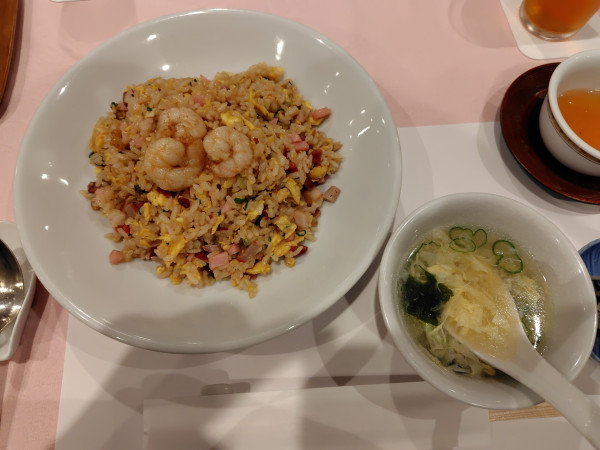 「五目炒飯1210円」@大観苑の写真