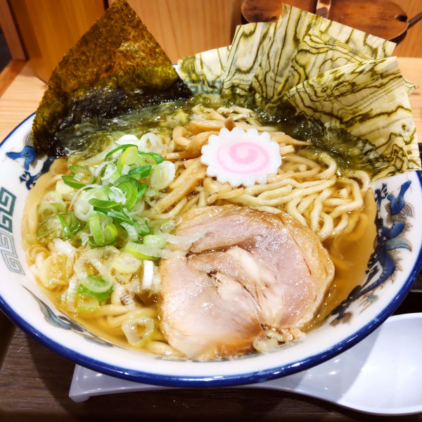 「【店舗限定/期間限定】昆布ラーメン（￥890）」@舎鈴 KITTE大阪店の写真