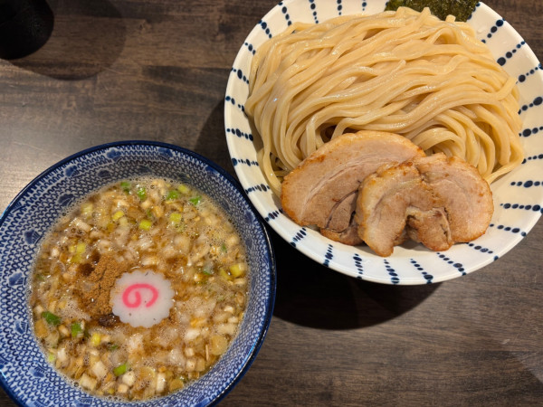 「つけ麺　大盛+チャーシュー二枚+タマネギ」@TSUKEMEN HUKU OGUCHIの写真