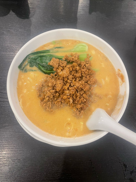 「担々麺(1100円)」@清華楼の写真