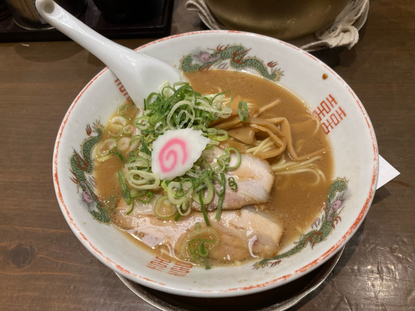 「中華そば　880円」@丸美商店の写真