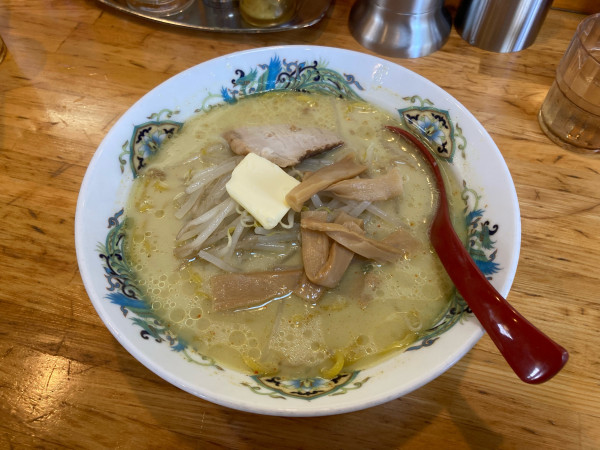 「味噌カレー牛乳ラーメン 990円」@札幌館の写真