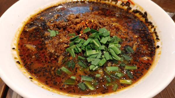 「黒胡麻担々麺」@紅虎餃子房 さいたま新都心コクーン店の写真
