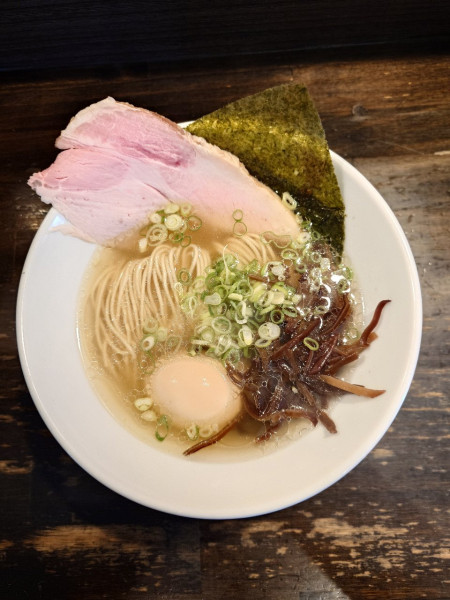 「塩らーめん」@燵家製麺の写真