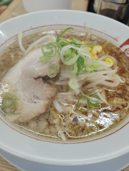 「にんにく醤油ラーメン」@ラーメンばんだい 越谷店の写真