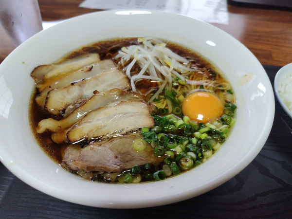 「中華そば　卵入り」@中華そば 典屋の写真