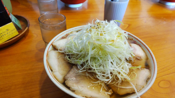 「醤油ネギチャーシュー麺」@ラーメンうめ八の写真