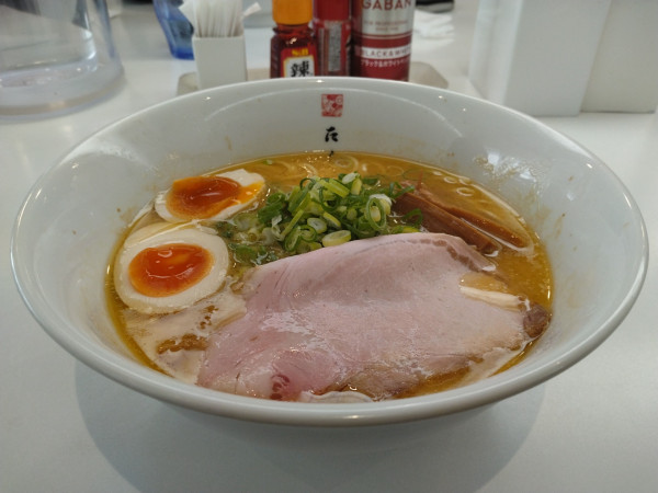 「たくみラーメン」@麺屋 匠の写真