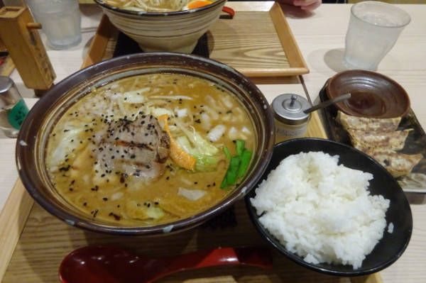 「濃厚味噌ラーメンセット１２６０円」@九州みその屋 天文館店の写真