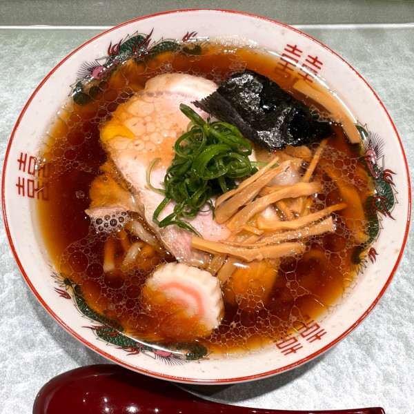 「醤油らぁ麺」@らぁ麺 花萌葱の写真