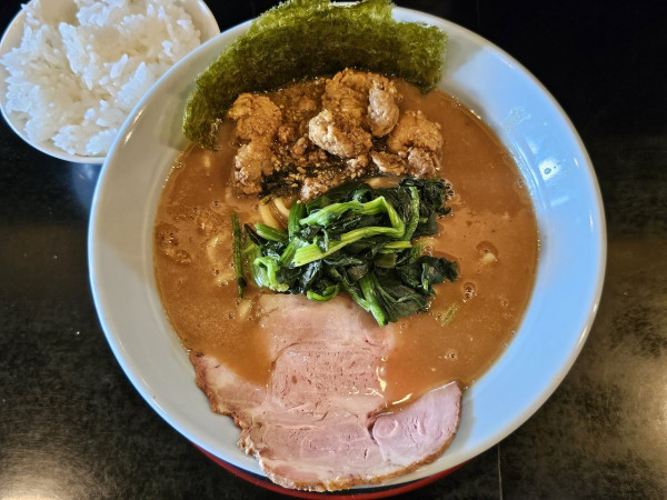 「【限定】蟹鶏豚骨ラーメン　1000円　＋アブラカス・小ライス」@よご家の写真
