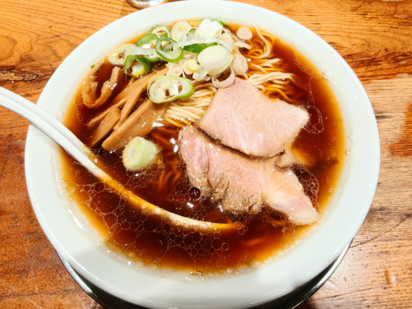 「旭川ラーメンおまけ（こいくち）」@渡なべの写真