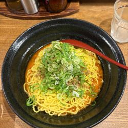 汁なし担々麺　大盛り