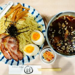 特製ざるらーめん＋中盛＋瓶ビール