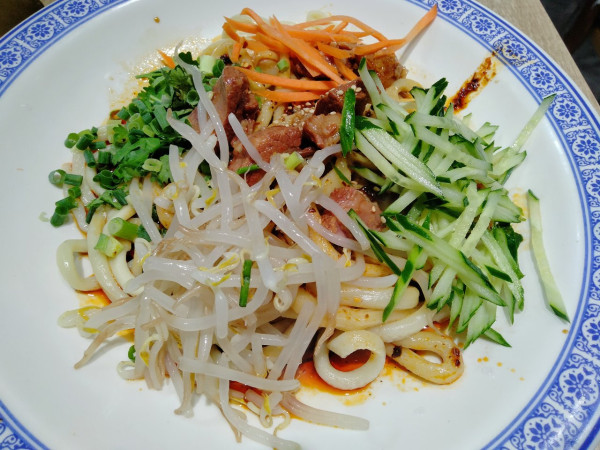 「麻辣牛肉冷やしまぜ麺」@国壱麺の写真