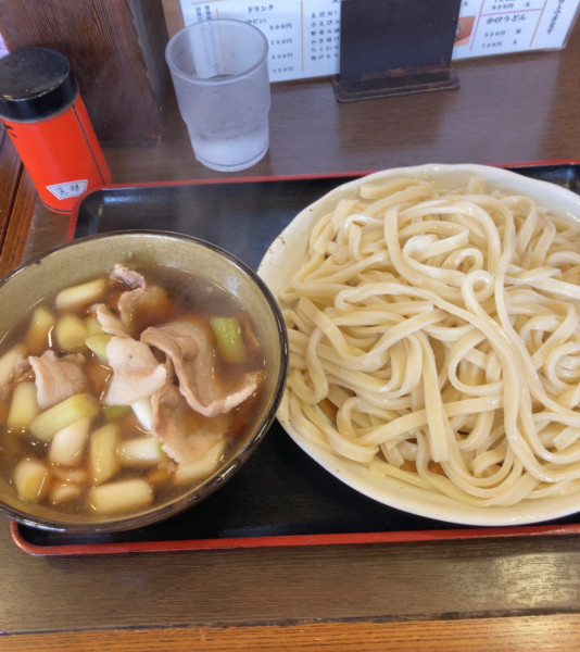 「肉汁うどん（中）　1080円」@藤店うどん 大宮店の写真