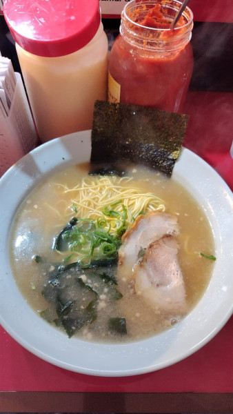 「令7·9·12ラーメン並800円100円引サービス券で700円」@ラーメンショップ山村の写真