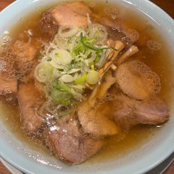 中華そば　900円