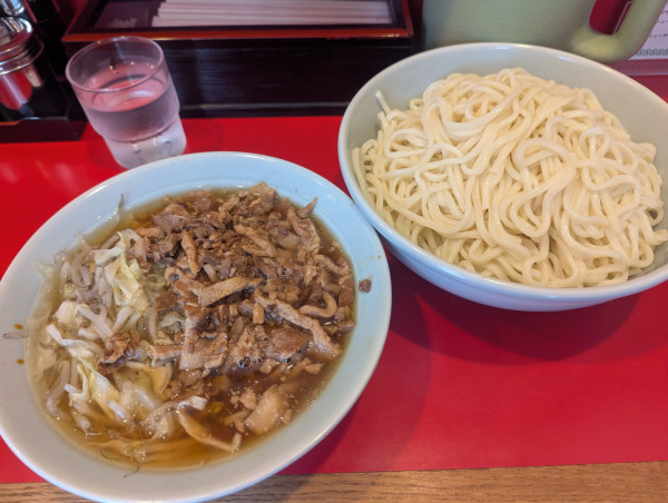 「チャシューやさいつけそば 特盛」@丸長 目白店の写真