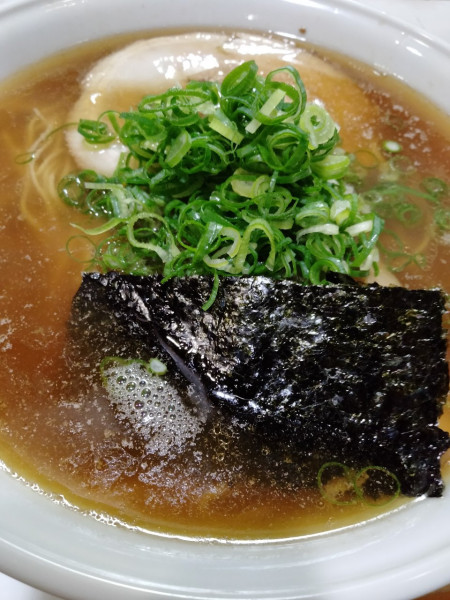 「醤油ラーメン」@支那そばや 相模原店の写真