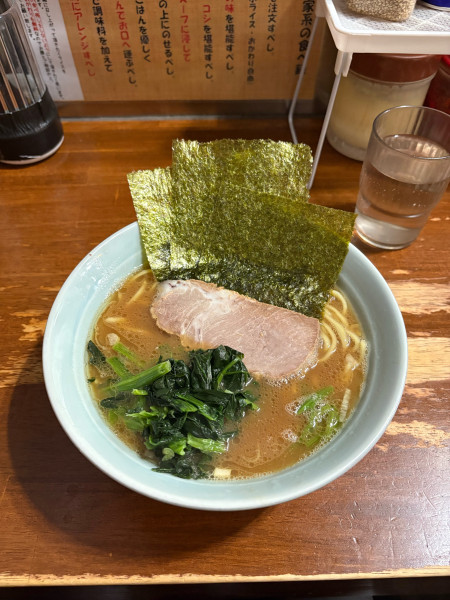 「ラーメン」@横浜家系ラーメン 家家家 飯田橋店の写真