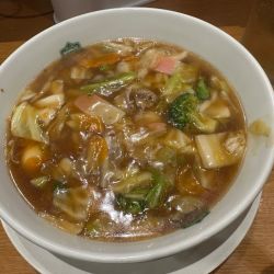 五目あんかけラーメン（並盛）720円