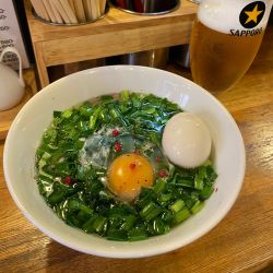 [限定 ]小島流のニラそば (塩で)￥1280・他