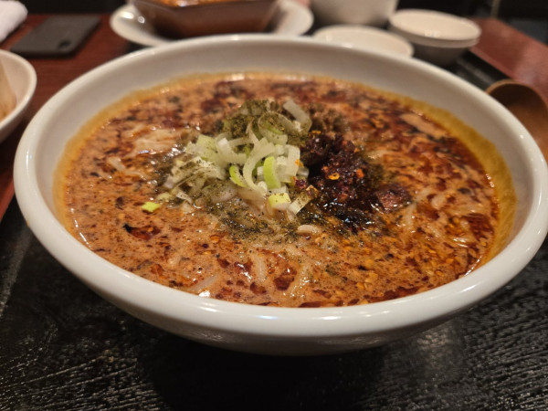 「紅麻辣担々麺」@中華特色料理 櫻花の写真